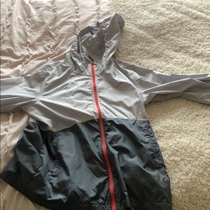 Columbia windbreaker